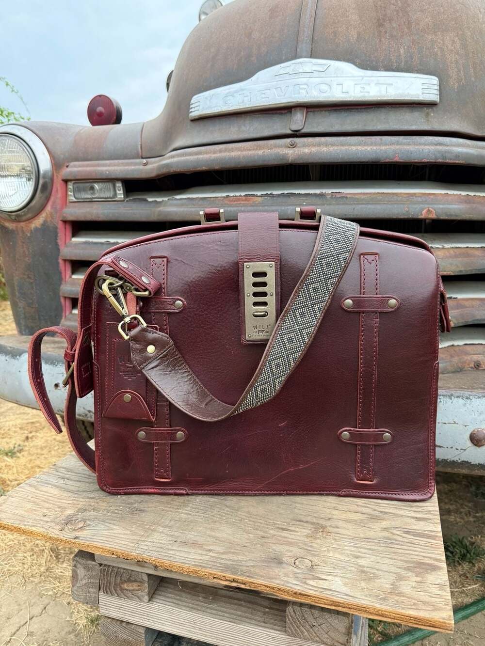 WILL Leather Goods No. 23/81 Burgundy Leather Briefcase Bag